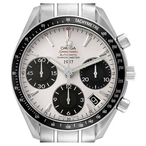 omega speedmaster 323.30 40.40 04.001|omega speedmaster date 323.30.40.40.02.001.